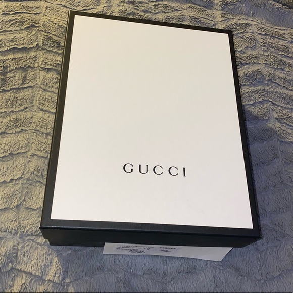 Gucci Men’s Rython sneakers - Picture 11 of 11